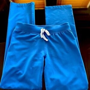 Figs Livingston scrub pants size S Tall
